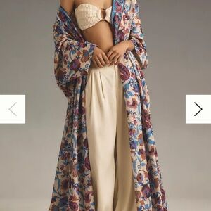 NWT - Ollari Printed Floral Cover-Up - O/S